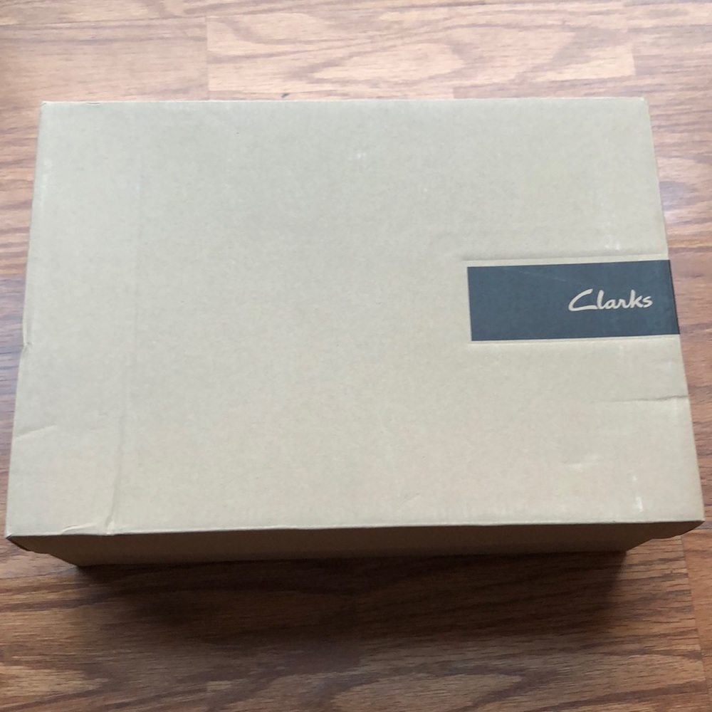 CLARKS  Men's Stinson Hi Chukka Boot 11m